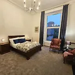 Period Newly Renovated Great Neighbourhood *