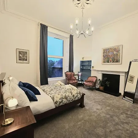 Period Newly Renovated Great Neighbourhood 더블린