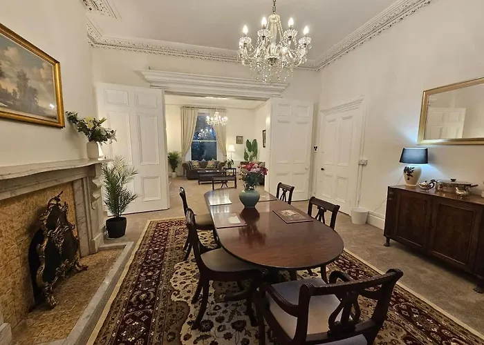 펜션 Period Newly Renovated Great Neighbourhood 더블린