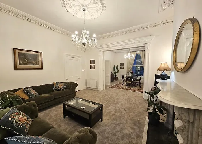 펜션 Period Newly Renovated Great Neighbourhood 더블린