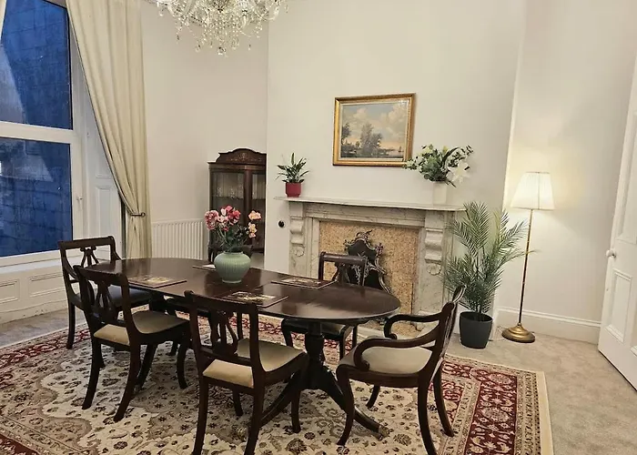 Period Newly Renovated Great Neighbourhood 더블린