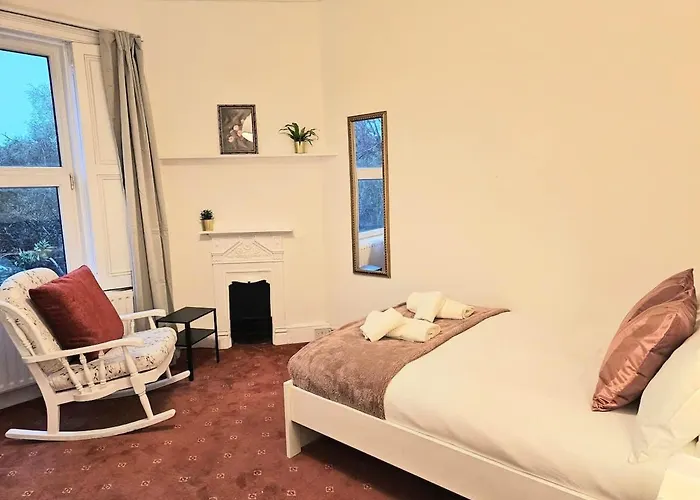 펜션 Period Newly Renovated Great Neighbourhood