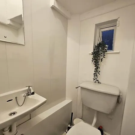 度假居 Period Newly Renovated Great Neighbourhood *